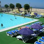 Brasil Avenue By Rent4all * فيغيورا دا فوز